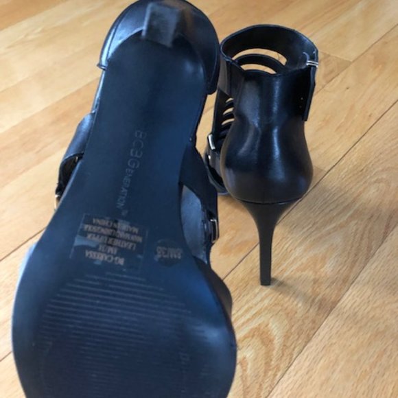 Sandals - Picture 5 of 7